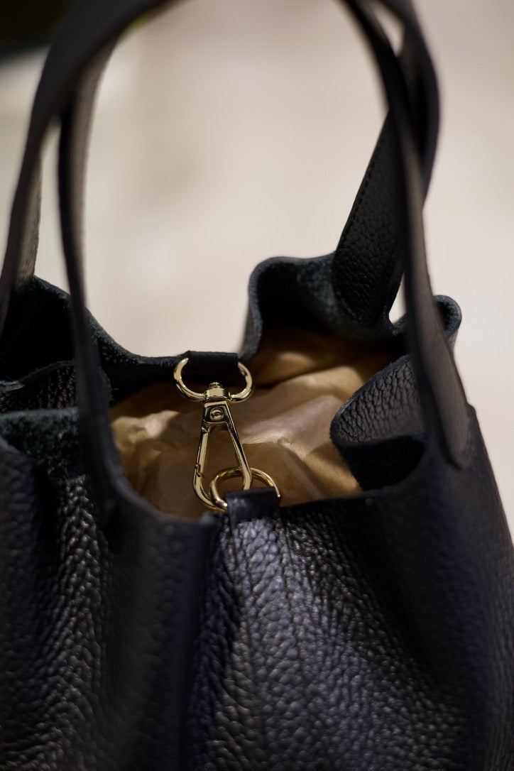 Sac boule en cuir