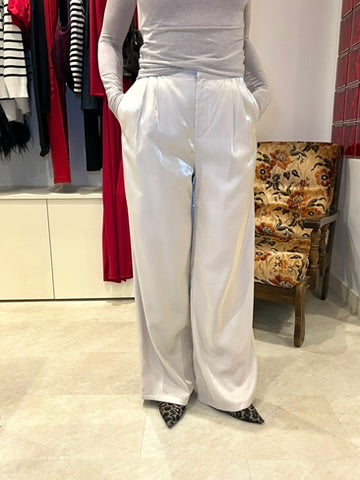 Pantalon fluide satiné écru