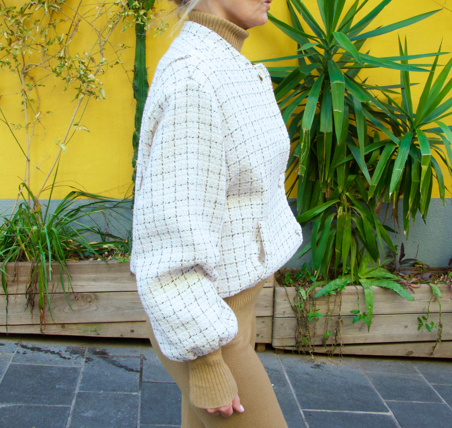 Veste courte en tweed écru