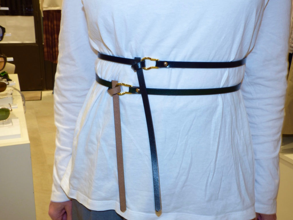 Ceinture fine en cuir