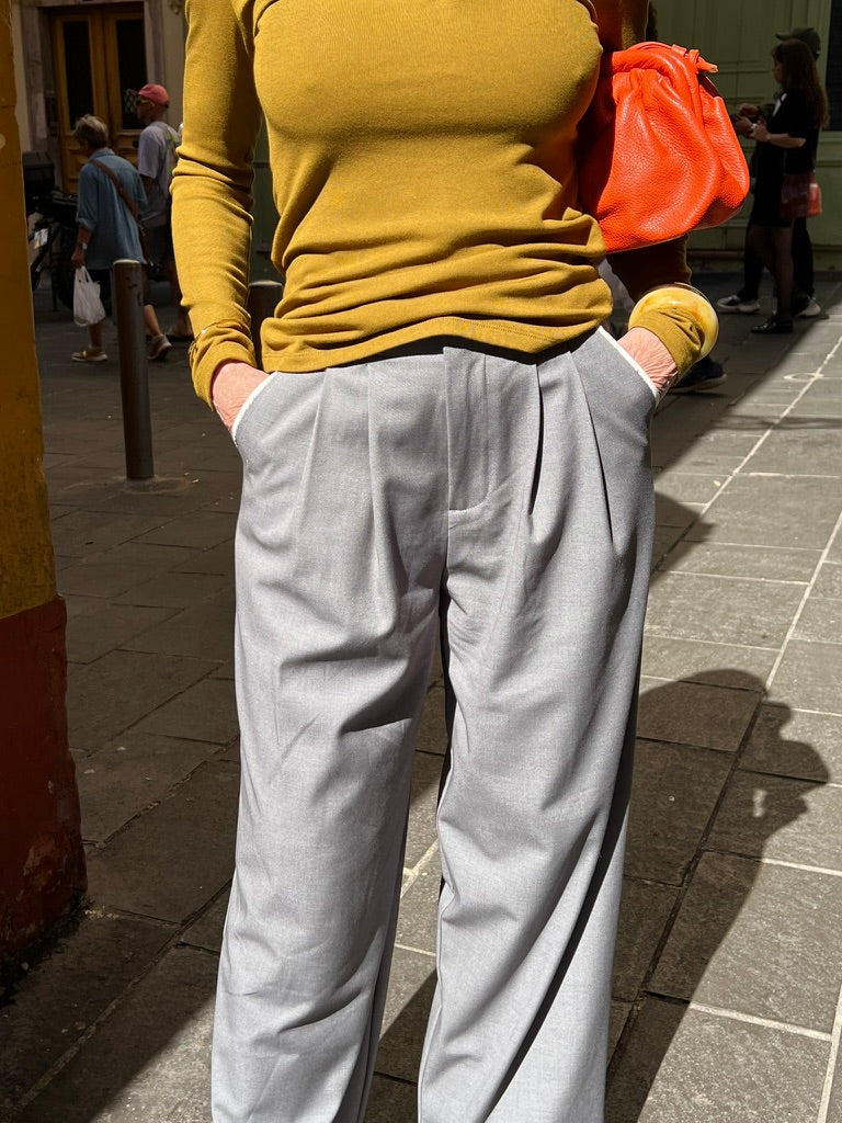 Pantalon gris à pinces
