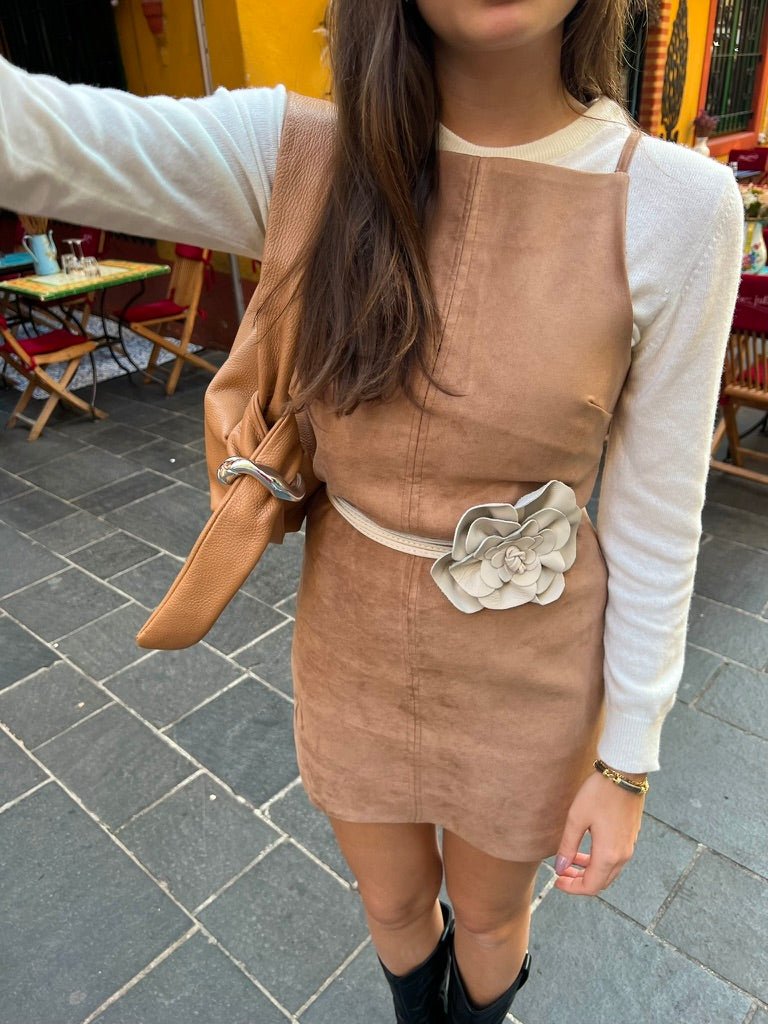 Robe suédine camel