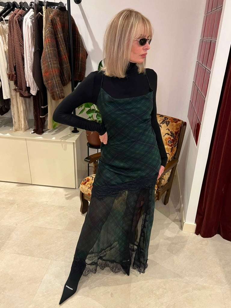 Robe longue à carreaux vert foncé & dentelle