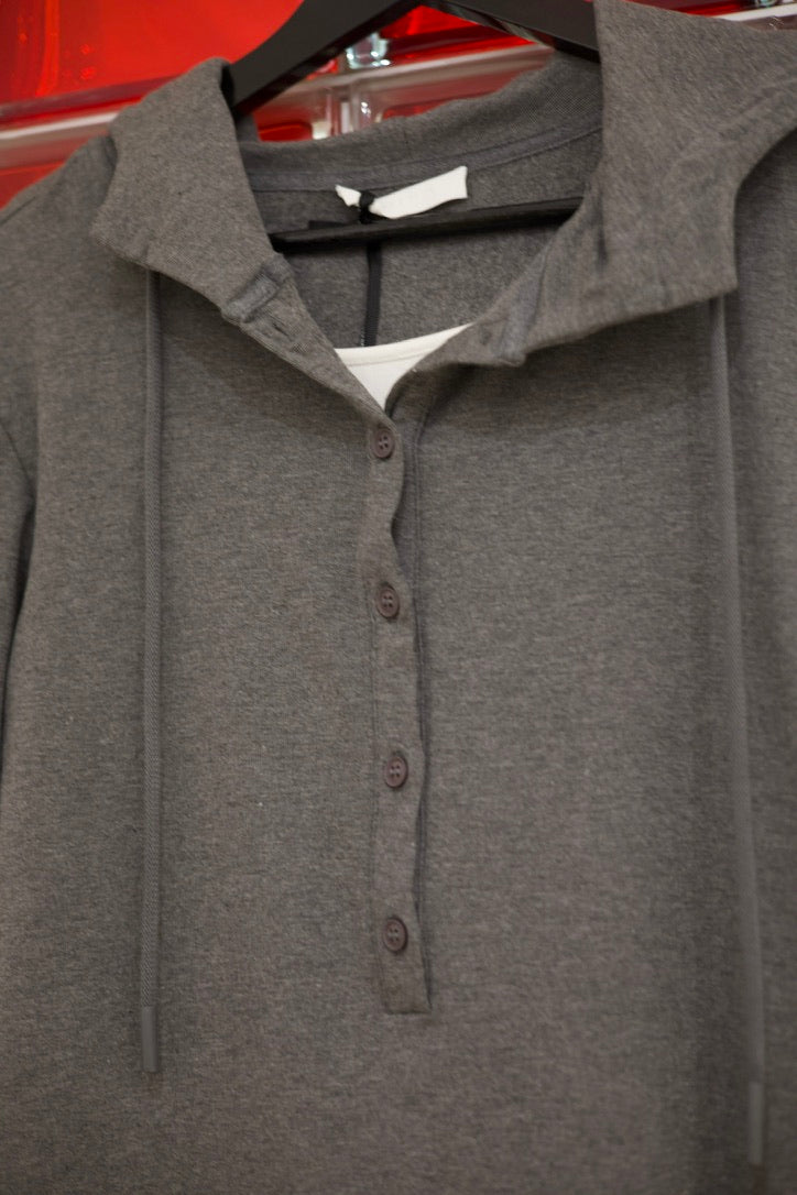 Sweat capuche gris à faux-col blanc