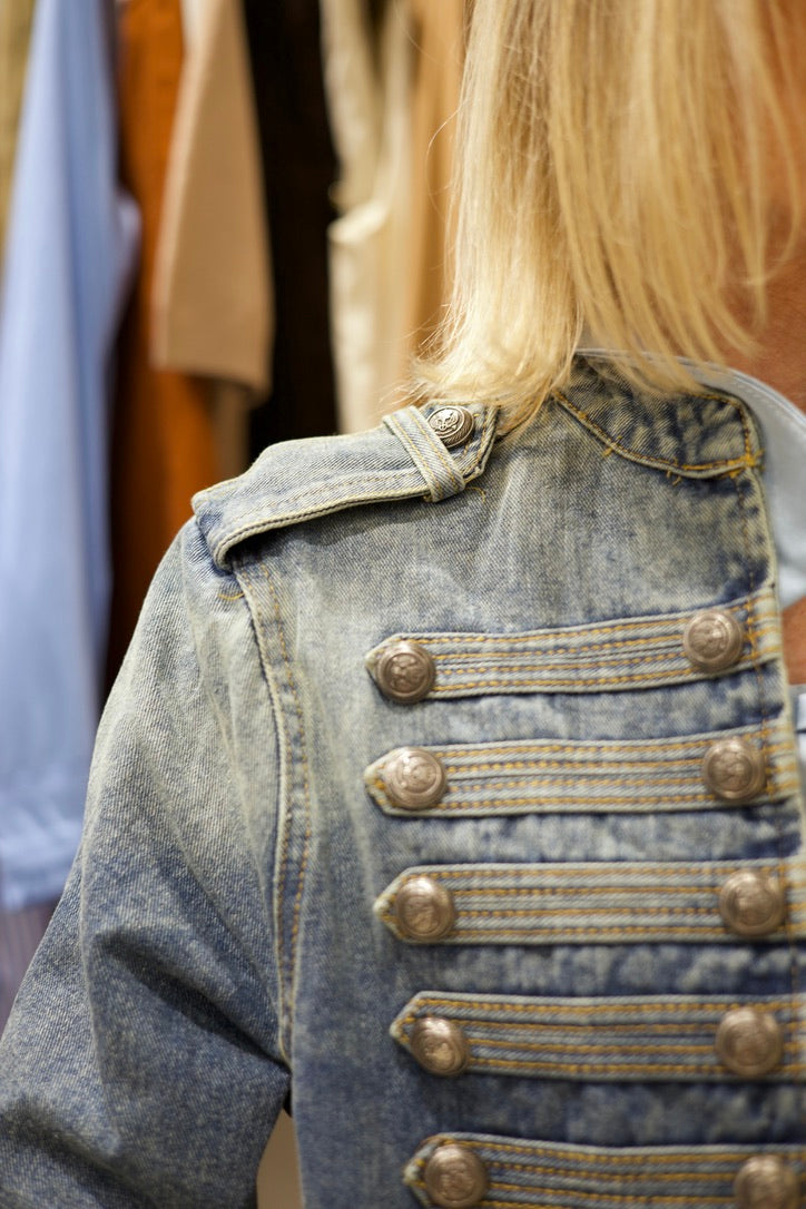 Veste en jean style officier