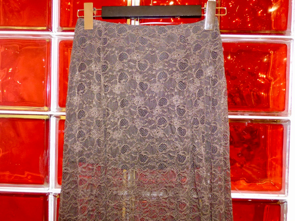 Jupe longue en dentelle