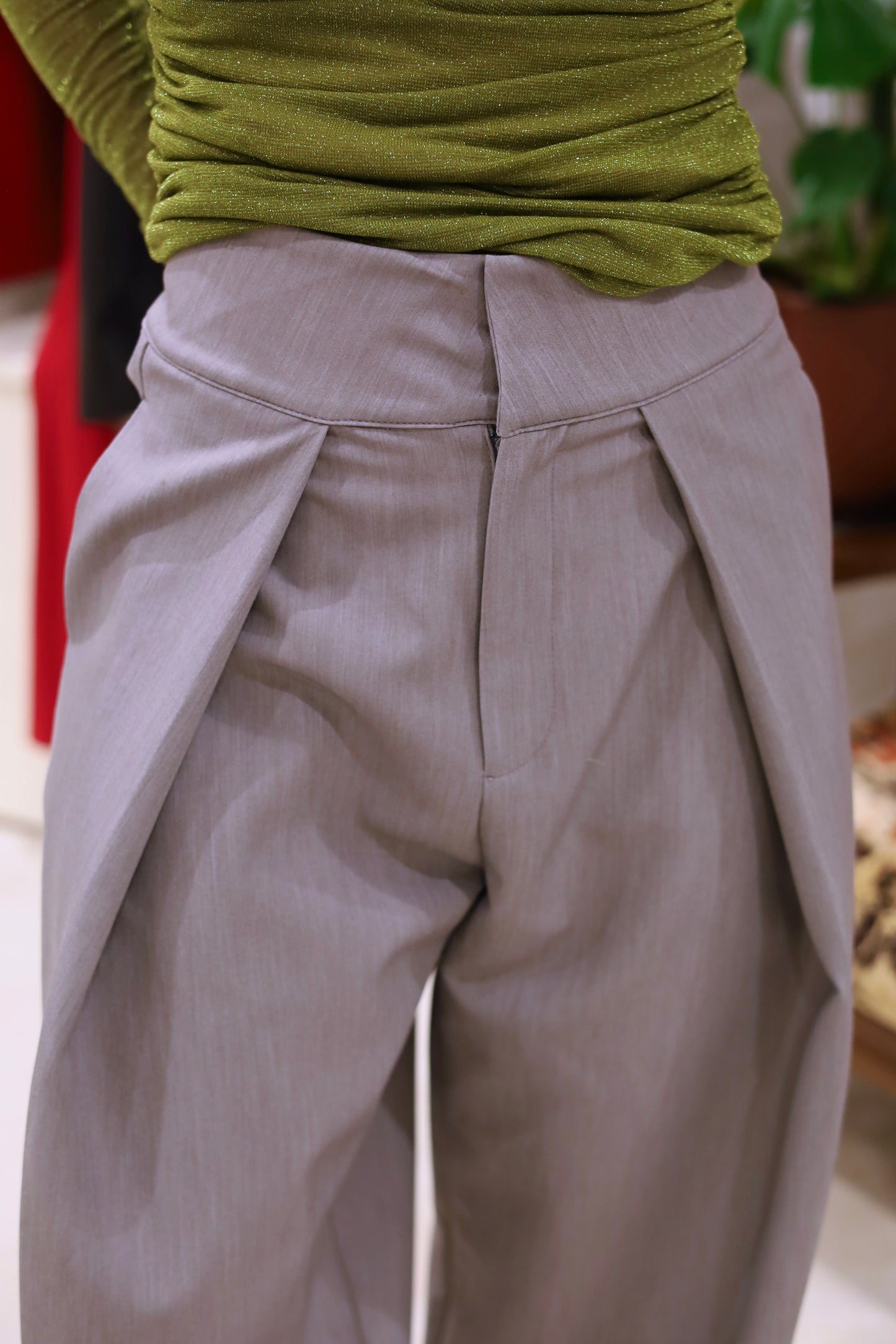 Pantalon tailleur gris