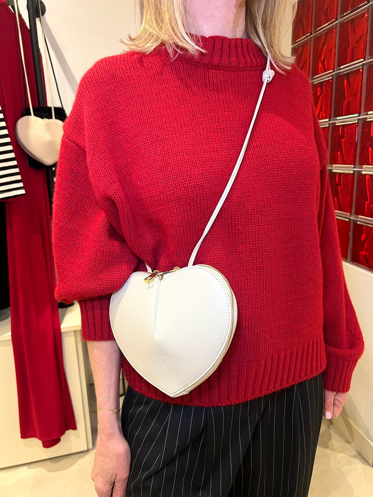 Pull en maille rouge intense