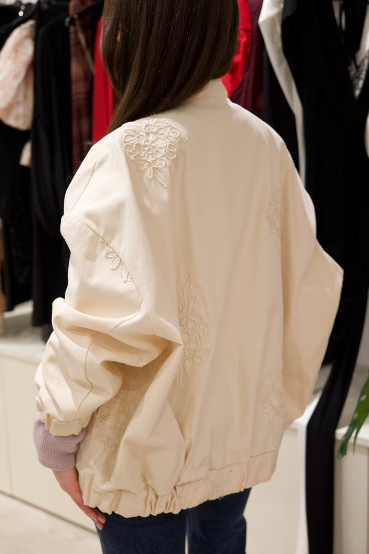 Veste bomber brodée