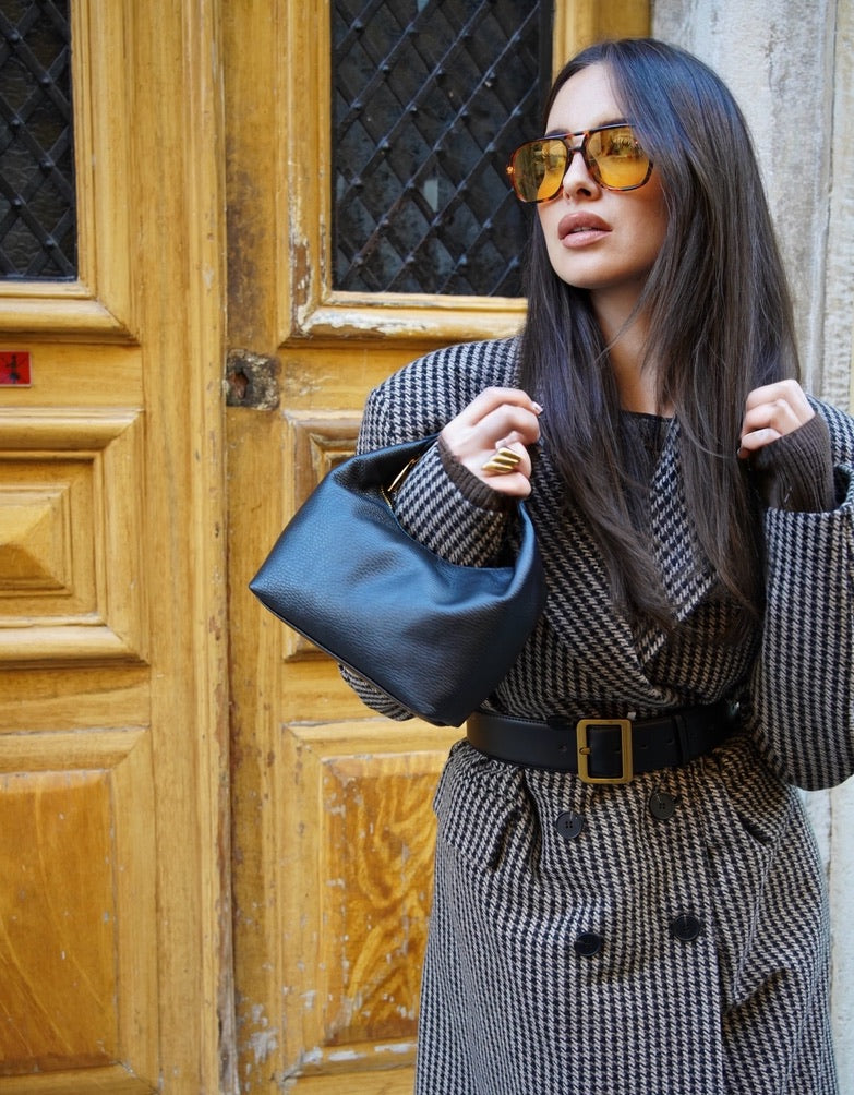 Pochette boule en cuir