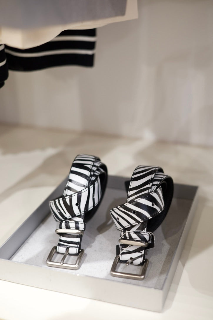 Ceinture zébrée en cuir