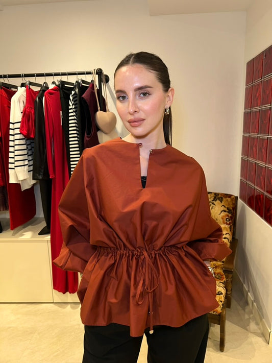 Blouse fluide à lien de serrage