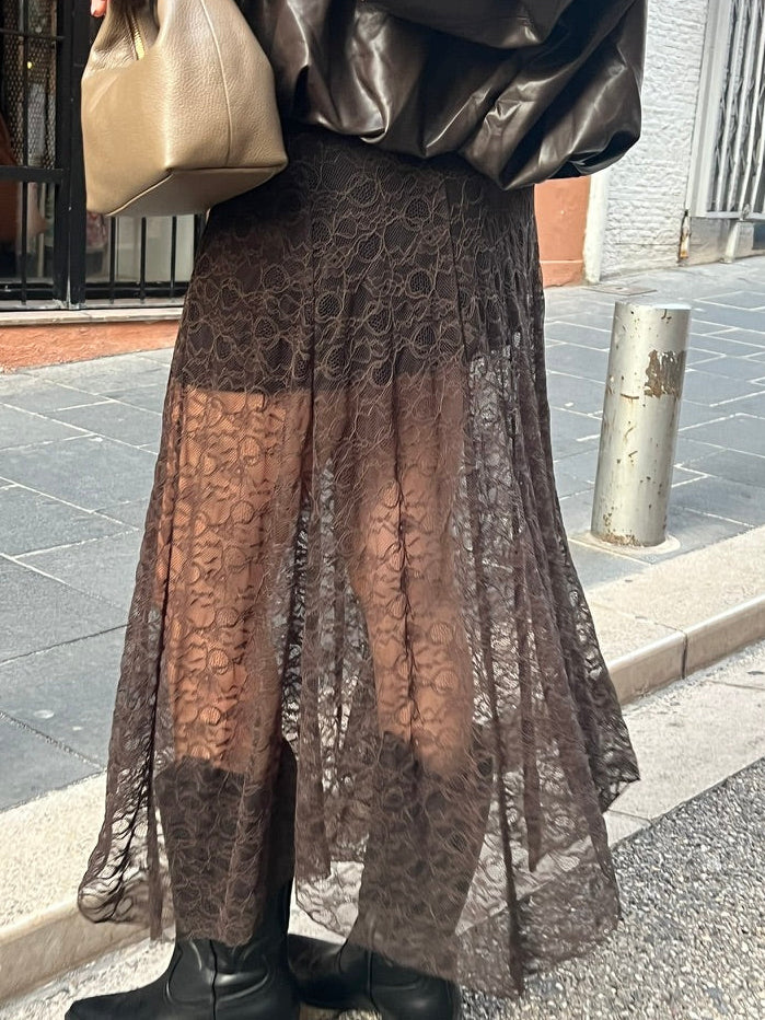 Jupe longue en dentelle