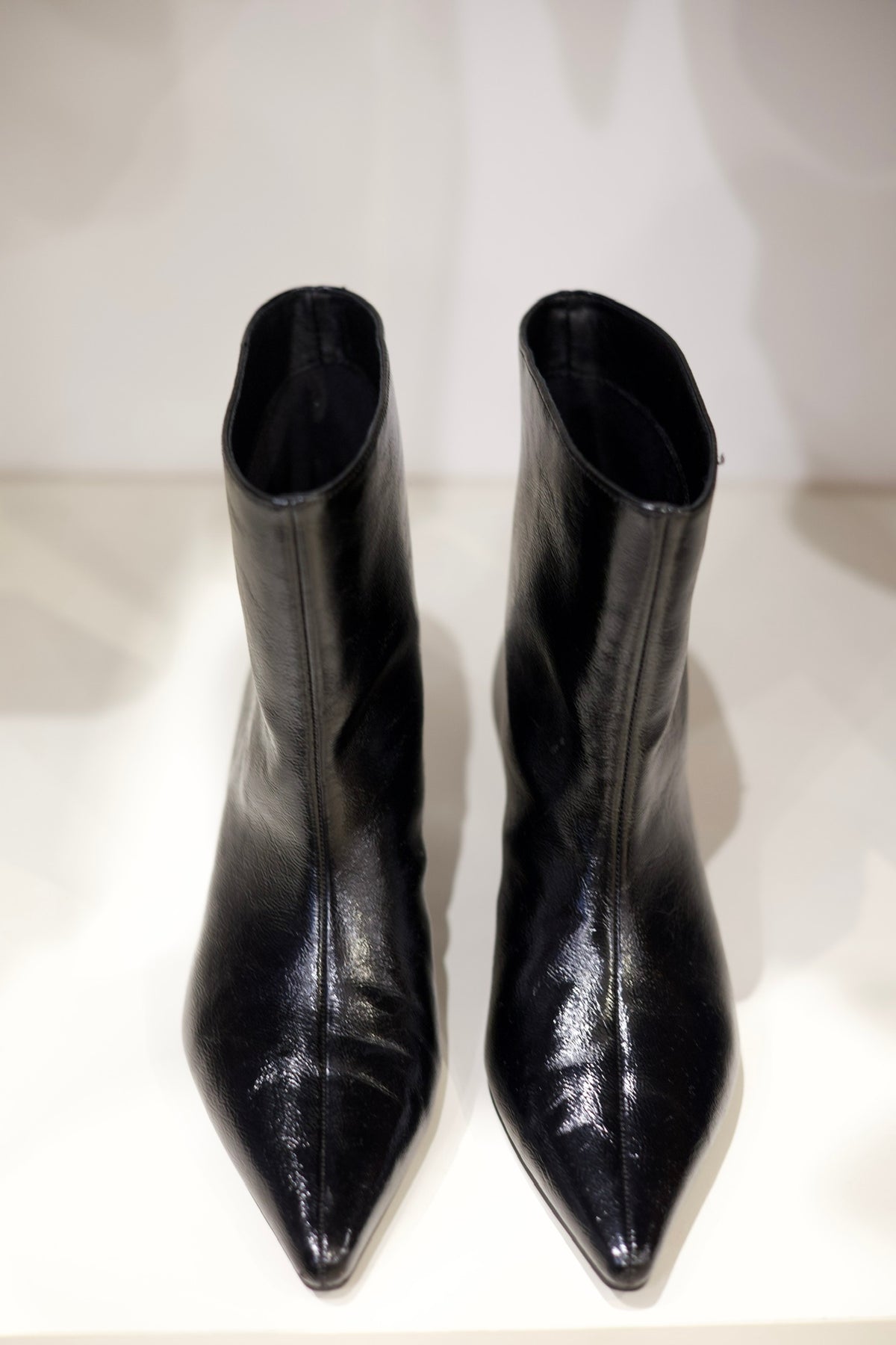 Boots kitten heel en similicuir noir