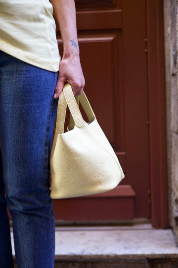 Sac boule en cuir