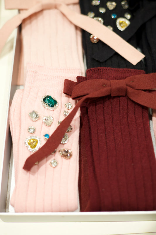 Chaussettes côtelées ornées de strass