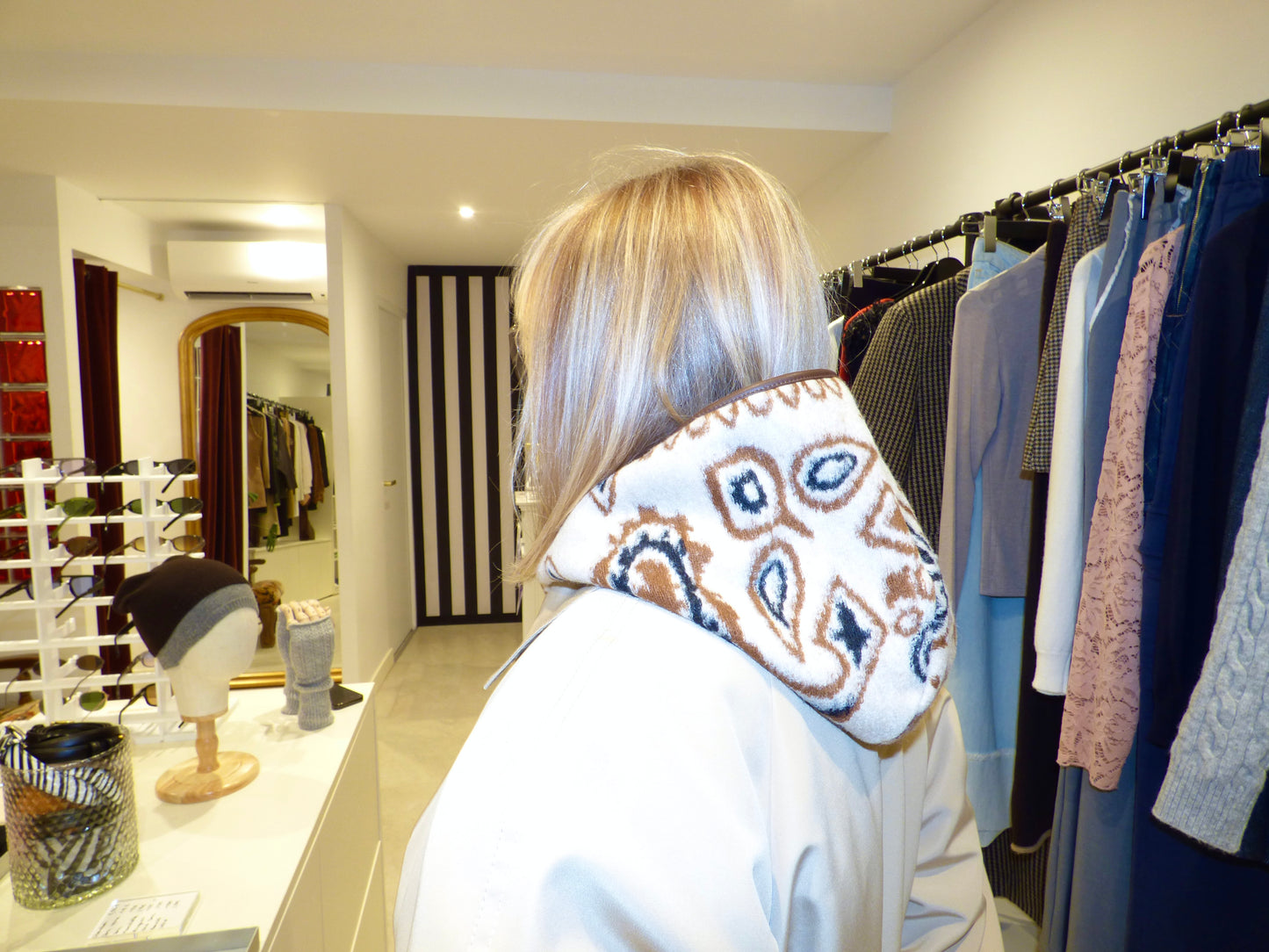 Capuche amovible en laine