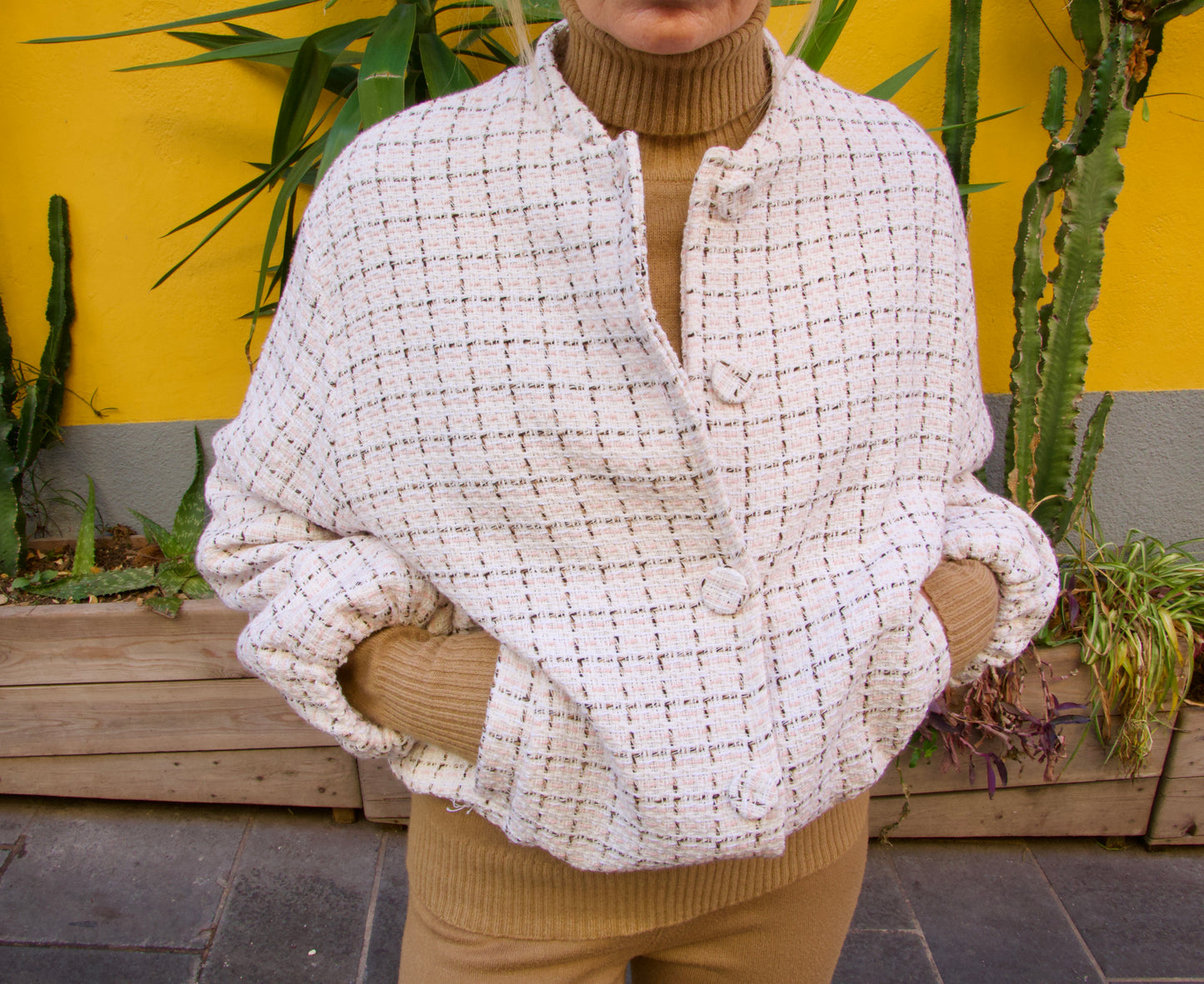 Veste courte en tweed écru